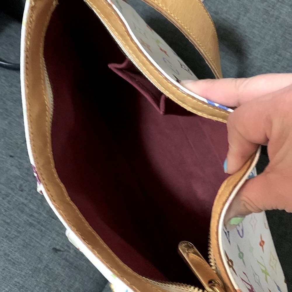 Louis Vuitton crossbody bag ‼️‼️ - Picture 7 of 8